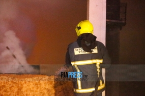 House and shop on fire in Omonia  area 